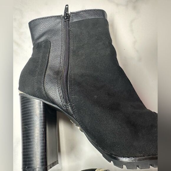 Juicy Couture Black High Heeled Side Zip Booties, Gold Accents Lug Sole, Size 9 - Picture 13 of 15